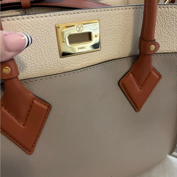 Louis Vuitton Tuffetage On My Side MM Cream and Tan Satchel - Picture 5 of 14